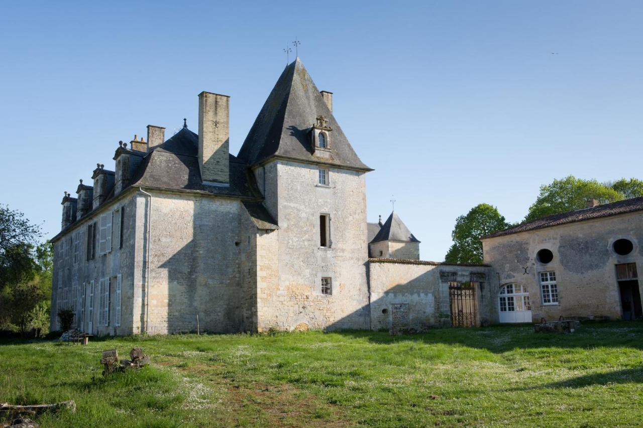 Chateau De Bois Charmant Les Nouillers Esterno foto